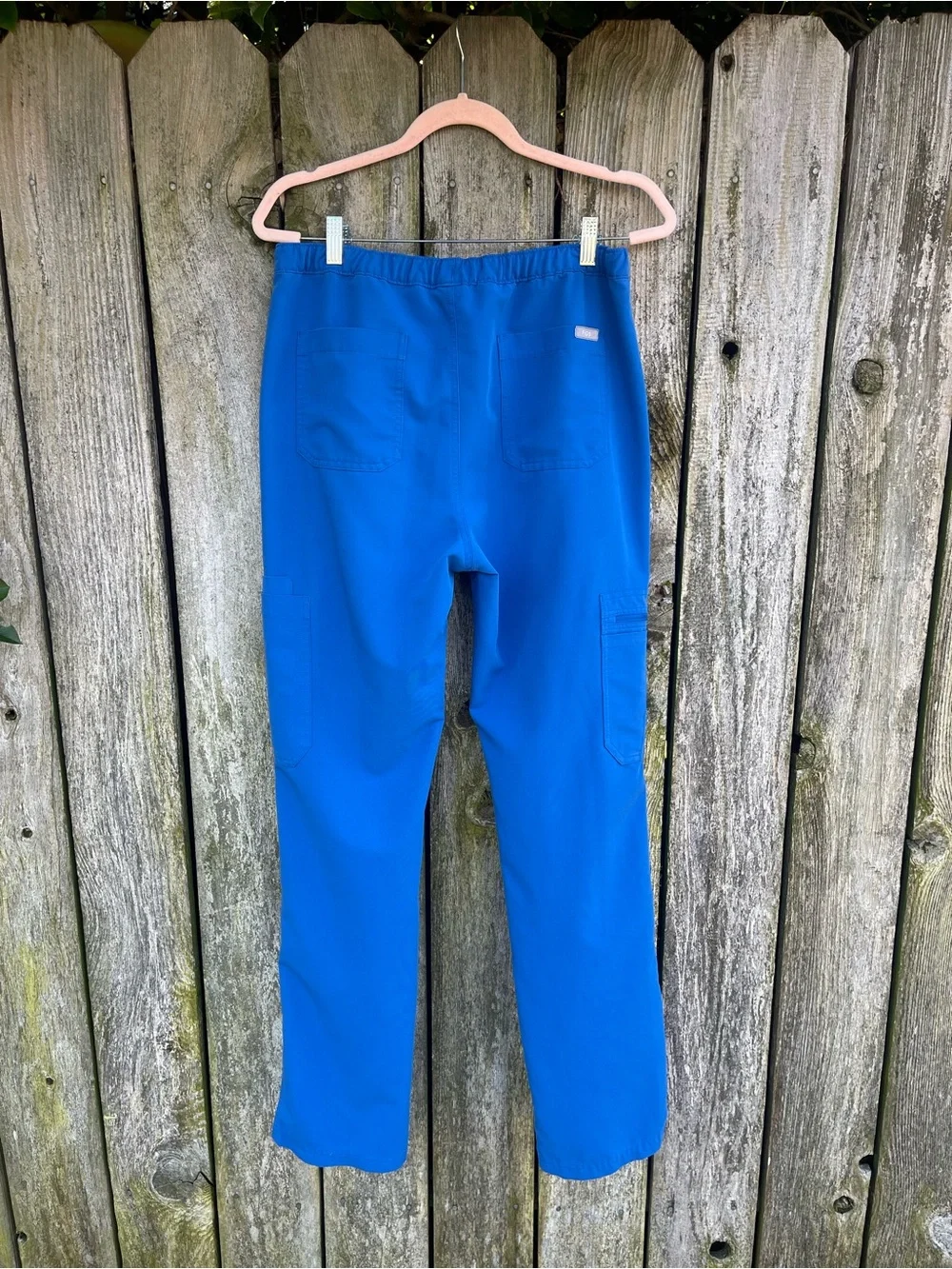 FIGS Men’s Cairo Cargo Scrub Pants Medium Tall Blue Straight Leg Medical